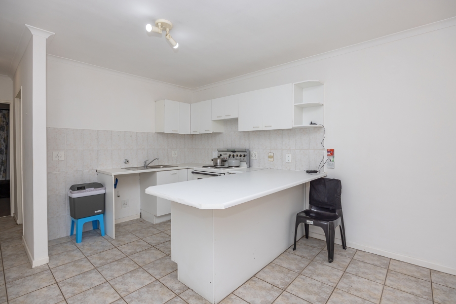 To Let 1 Bedroom Property for Rent in Rondebosch Western Cape